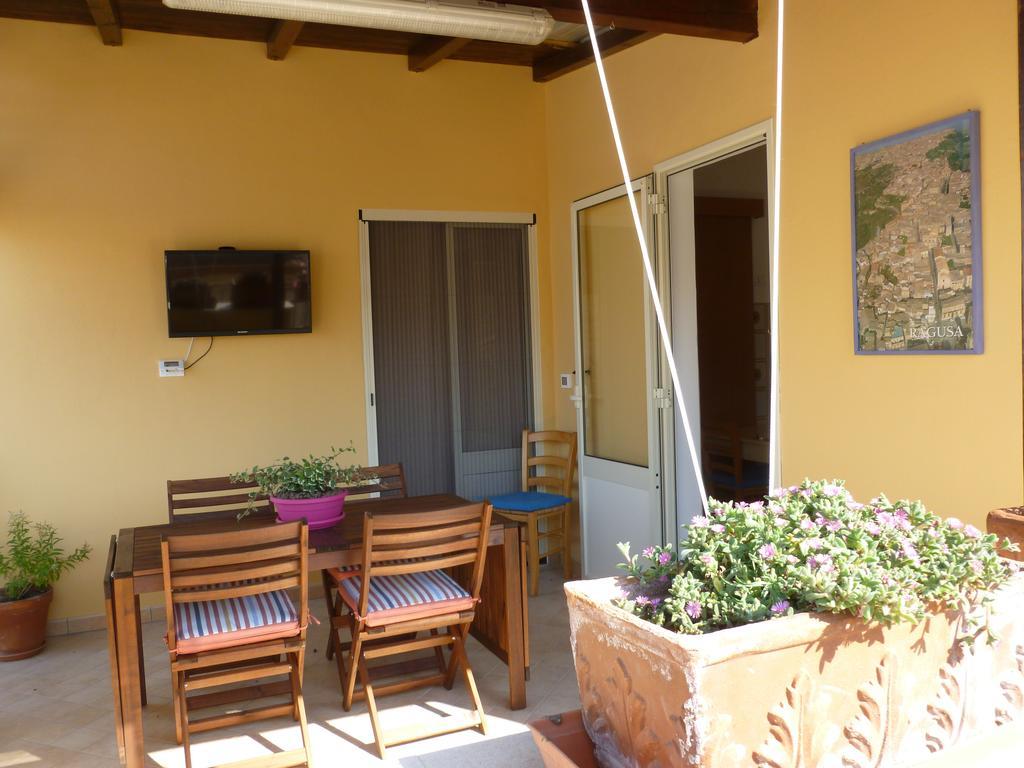 Casa Zafarani Villa Марина ди Рагуса Стая снимка